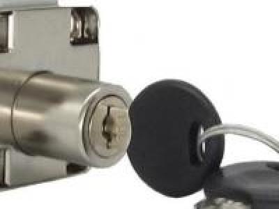 Bútorzárak-vasalatok